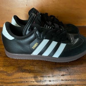 Adidas samba